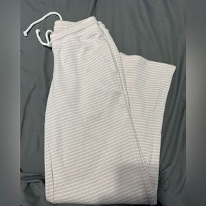 Gilly Hicks Soft Pink and White Knit Top